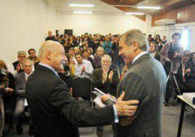 Sapag dijo que �consenso no es amontonamiento� 