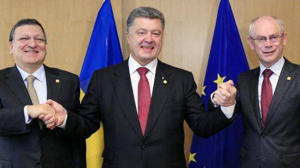 A pesar de las amenazas de Rusia, Ucrania firm� los acuerdos para unirse a la Uni�n Europea
