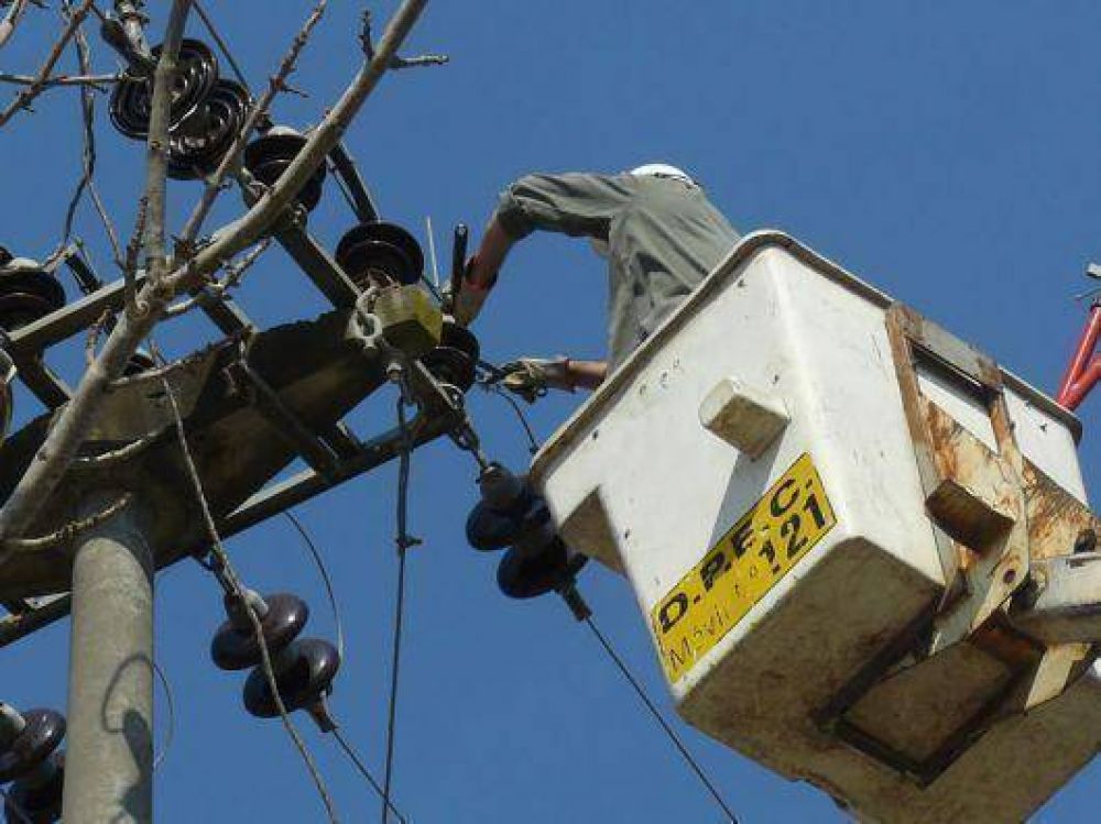 Desde hoy, DPEC acredita los sueldos de junio a sus trabajadores
