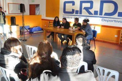 La Agencia de Deportes y Juventud lanz� el Centro de Desarrollo de Levantamiento Ol�mpico
