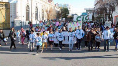 Trelew march� contra las drogas