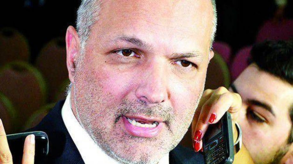 Buzzi: �Voy a tomar las resoluciones necesarias para que las PASO se implementen en Chubut�