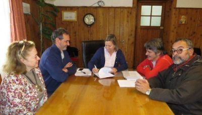 Proyectan la construcci�n de una nueva sala de teatro para Bariloche 