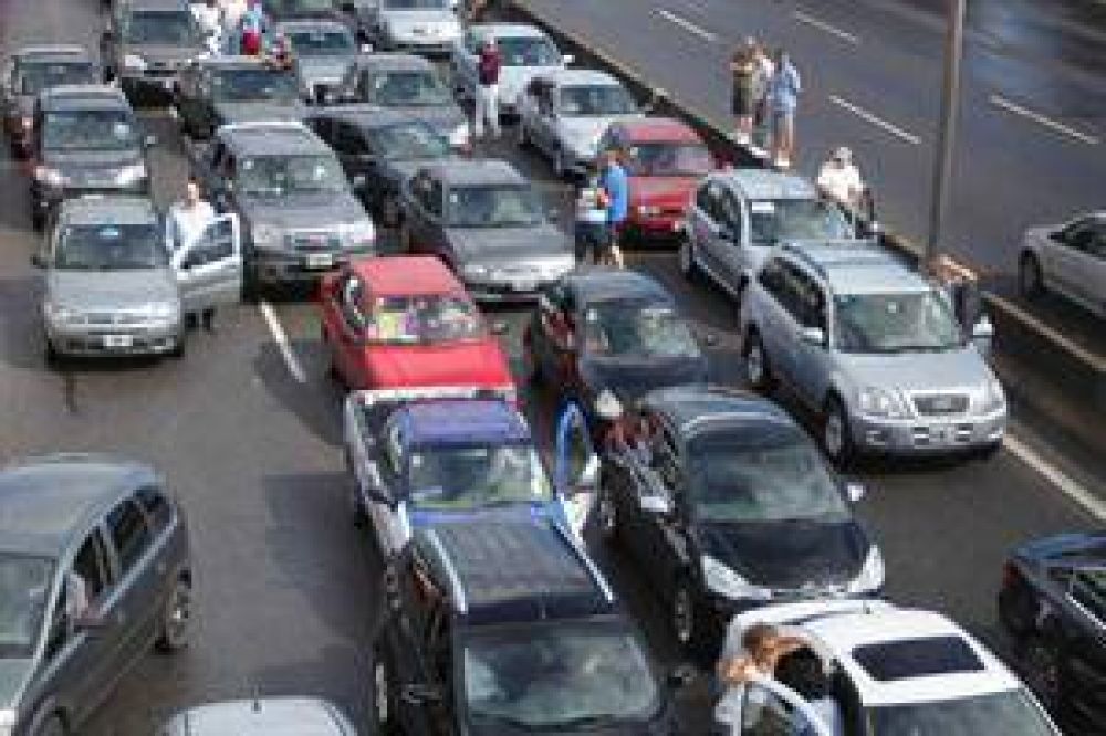 Simular�n un choque entre dos colectivos, con 30 heridos, en plena Panamericana