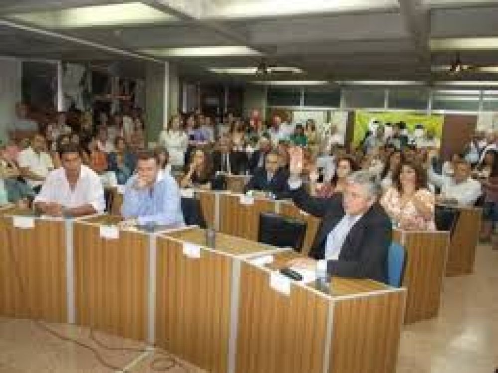 �Hay culpas compartidas y los �nicos perjudicados son los chicos�