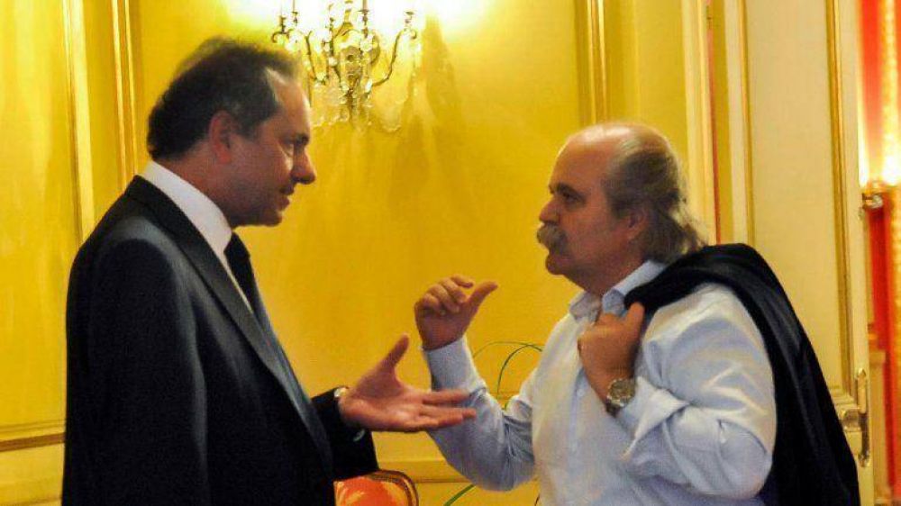Pese a las cr�ticas internas, Scioli avanzar� con la creaci�n de las polic�as municipales por decreto