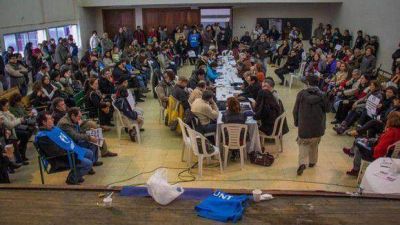 Conadu Hist�rica sesion� en Tucum�n y ratific� la continuidad del paro