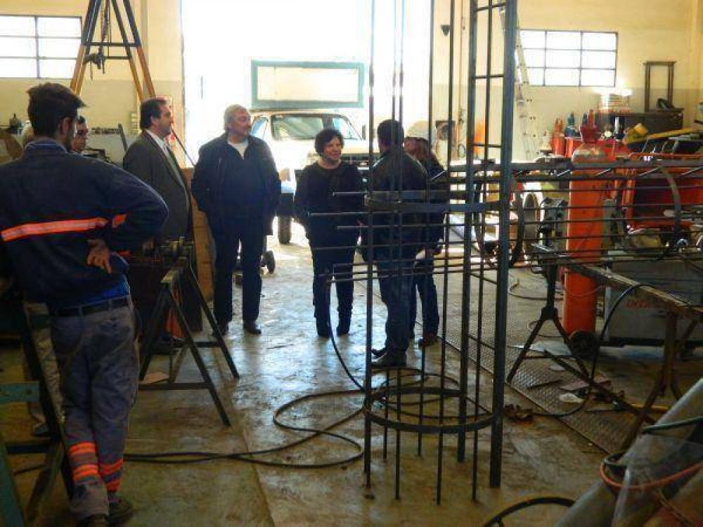 Obras Sanitarias coordin� acciones de trabajo con FeNTOS   