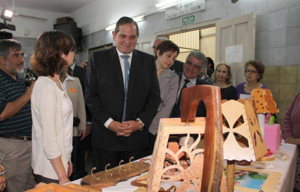 �Todos los municipios entrar�n al plan de obras�, dijo Alperovich