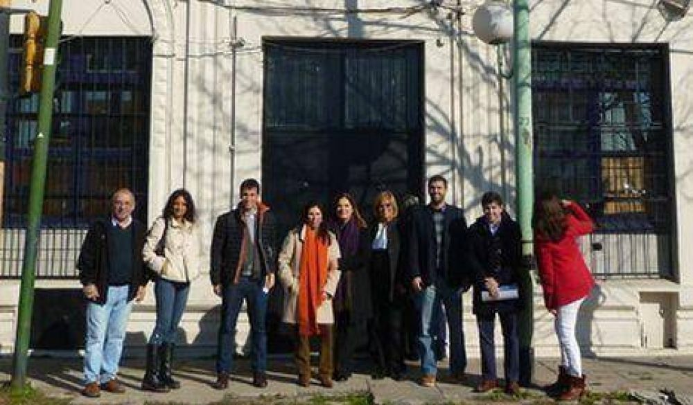 Basavilbaso recorri� obras en La Boca