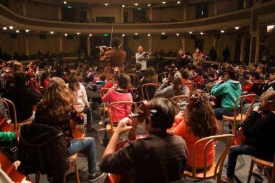 Cuando la inclusi�n suena bien: ya hay 700 chicos en la Orquesta Municipal Infanto Juvenil