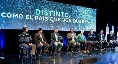 Eseverri acompa�� a Sergio Massa y al equipo econ�mico y social del Frente Renovador