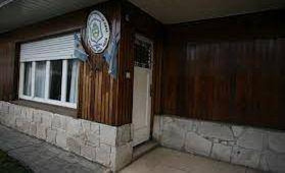 Asaltan a padre e hijo en el interior de su casa