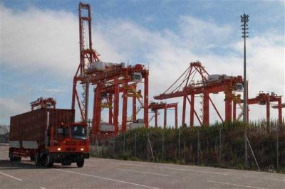 Ya ponen en marcha la nueva terminal de contenedores del Puerto La Plata 