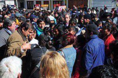 �Antes de fin de a�o este barrio contar� con todas sus calles pavimentadas�, dijo Isa 