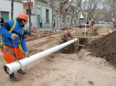 Rosario debate en el exterior la descentralizaci�n de los recursos