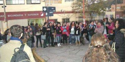 Carlos Paz: piden estatizar el Instituto de Formaci�n Docente
