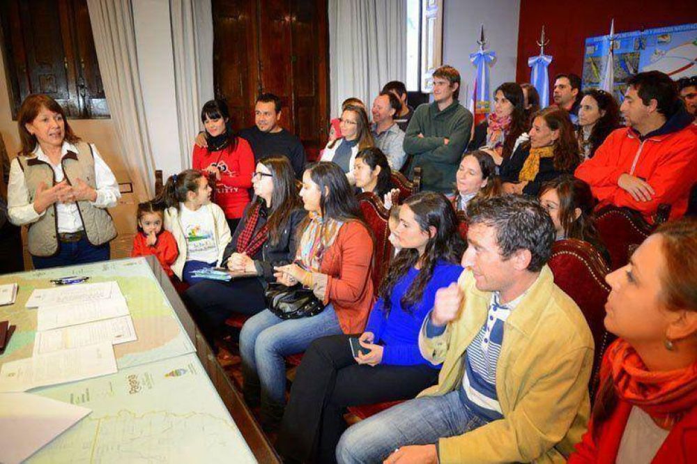 Acuerdan la venta de lotes para el Procrear