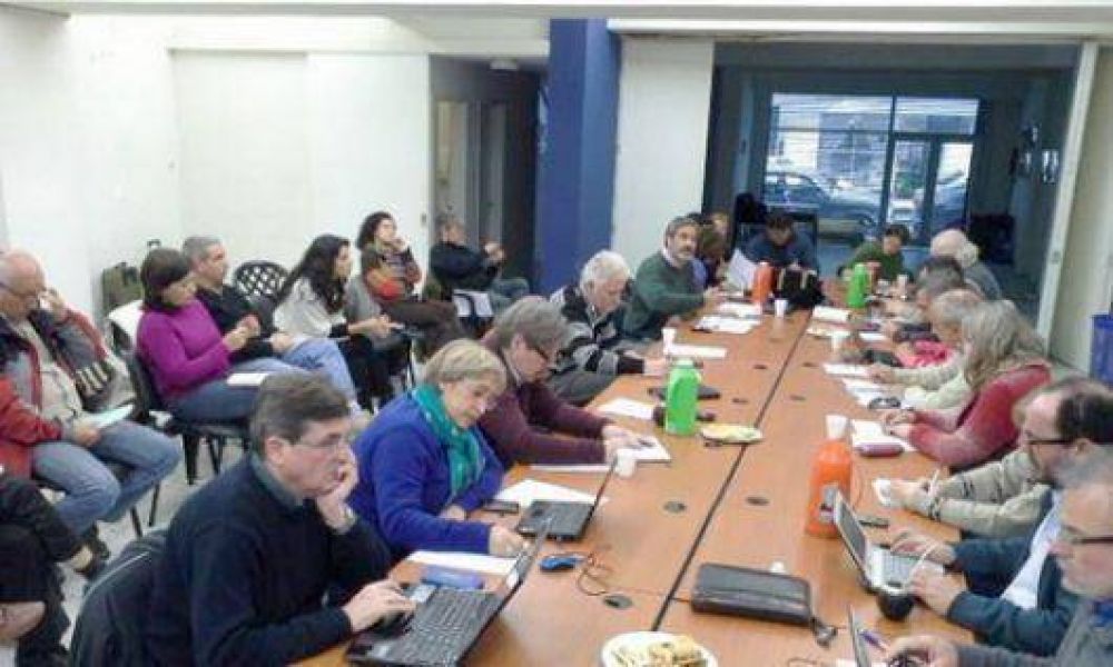 Plenario de profesores universitarios