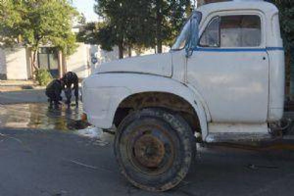 Motociclista muri� en el hospital tras chocar contra un cami�n