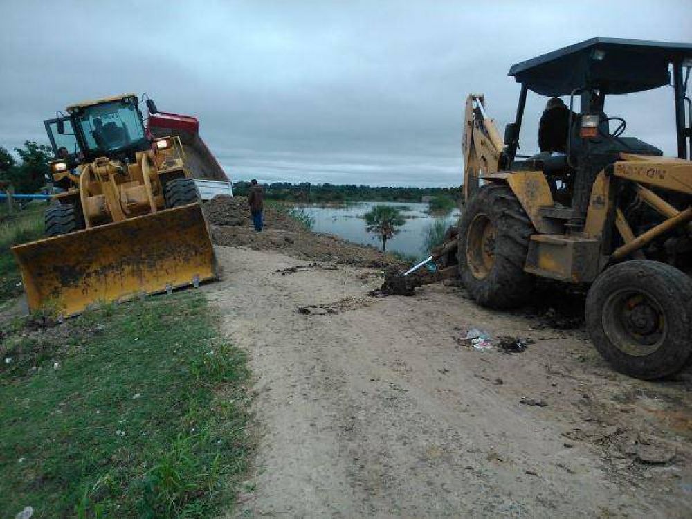Vialidad trabaja en la consolidacion de defensas contra las inundaciones
