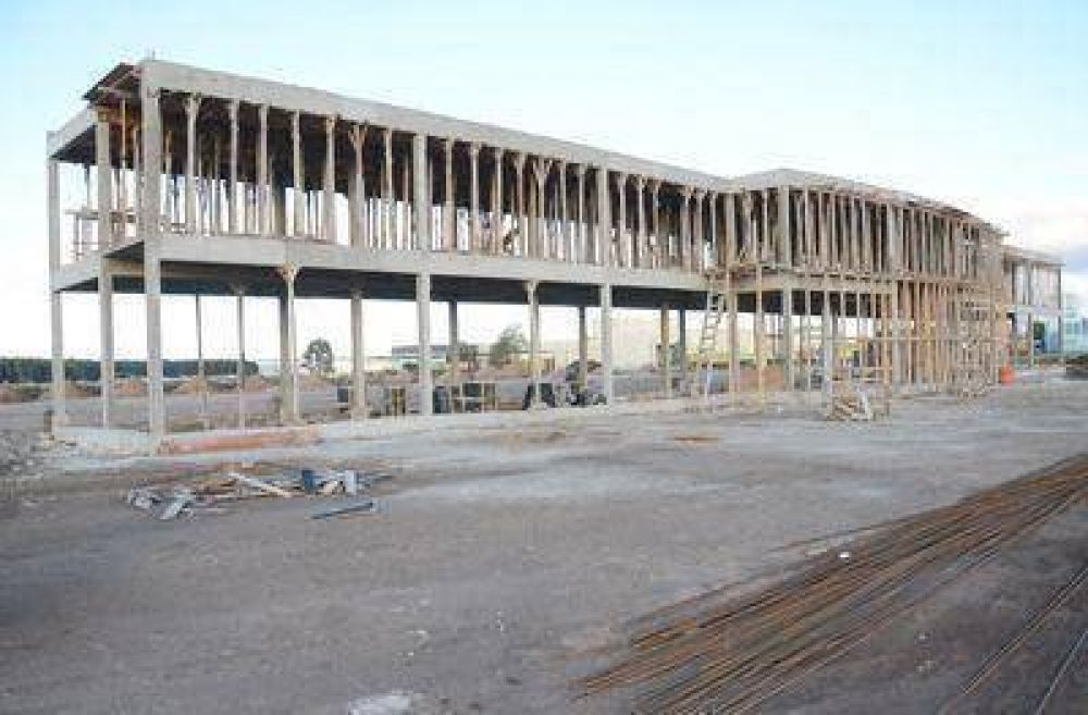 Afirman que la ampliaci�n del Parque Industrial generar� unos mil nuevos puestos de trabajo