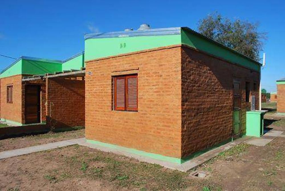 En Enrique Urien el estado provincial beneficiar� a familias locales con soluciones habitacionales