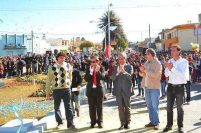 Alcira Gigena celebr� un nuevo aniversario de la fundaci�n con la presencia del gobernador