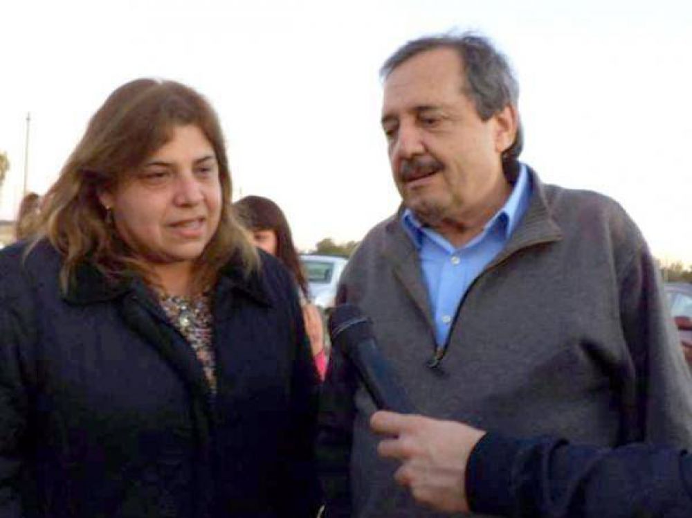 Los Diputados Alfons�n, Bazze y Paris estuvieron en Z�rate