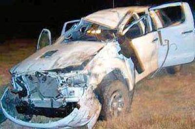 Un joven de 27 a�os muri� en terrible vuelco de camioneta
