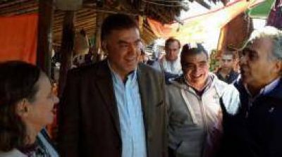 Amaya llev� su campa�a a uno de los municipios que fueron discriminados por legisladores de Alperovich
