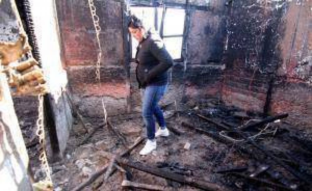 Una joven perdi� su casa por un incendio