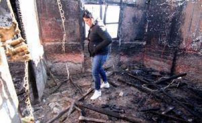 Una joven perdi� su casa por un incendio
