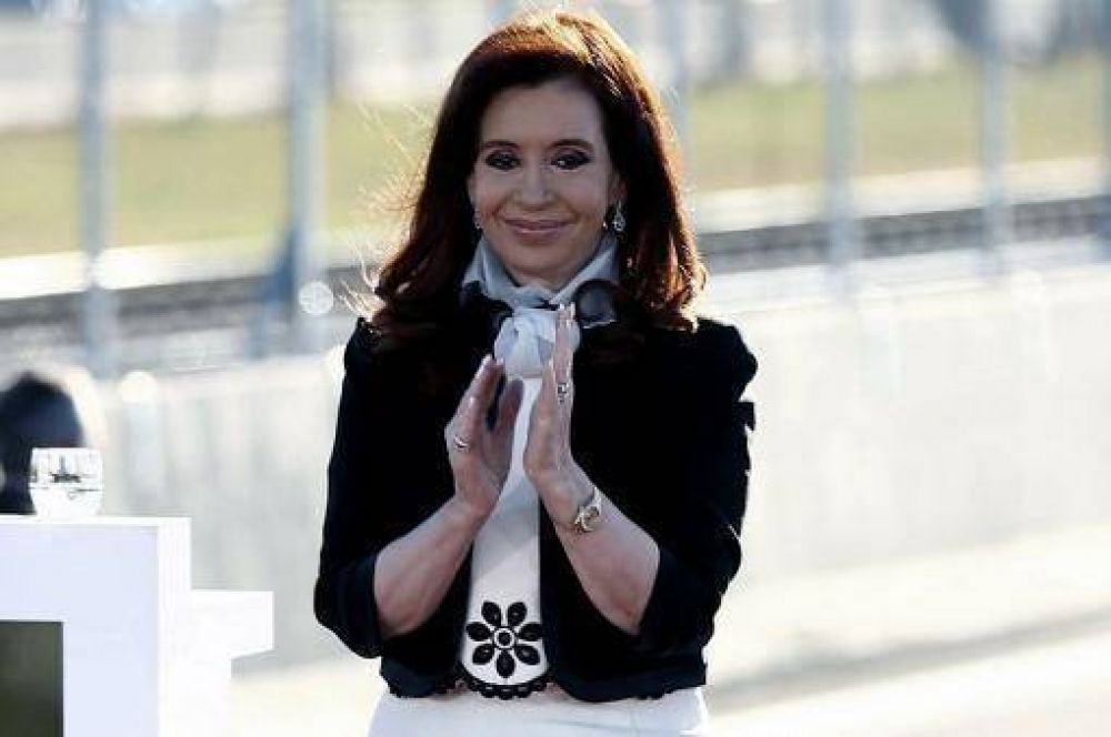 Cristina inaugur� el cuarto carril de la General Paz y ratific� la obra p�blica como 