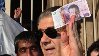 V�ctor Hugo us� 45 minutos para defender a Boudou
