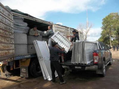 20 familias santarrose�as beneficiadas tras cat�strofes clim�ticas