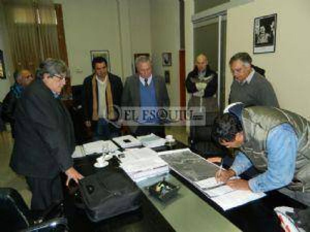 Las lagunas cloacales en Antapoca ser�n trasladadas a otros terrenos