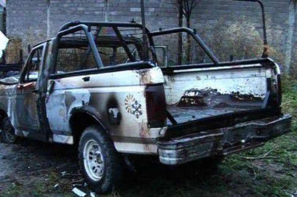Un joven muri� tras perder el control y salir despedido de su camioneta