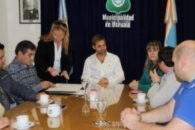 El Municipio firm� un acta intenci�n con el Sindicato Austral de Luz y Fuerza