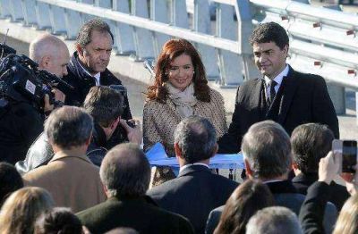 Cristina inaugur� junto a Scioli el cuarto carril para la General Paz