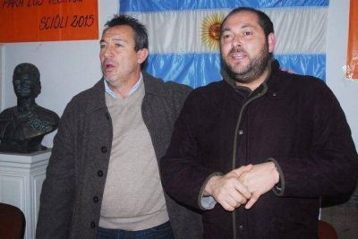 Tapia sali� a la cancha en San Miguel y critic� a De la Torre