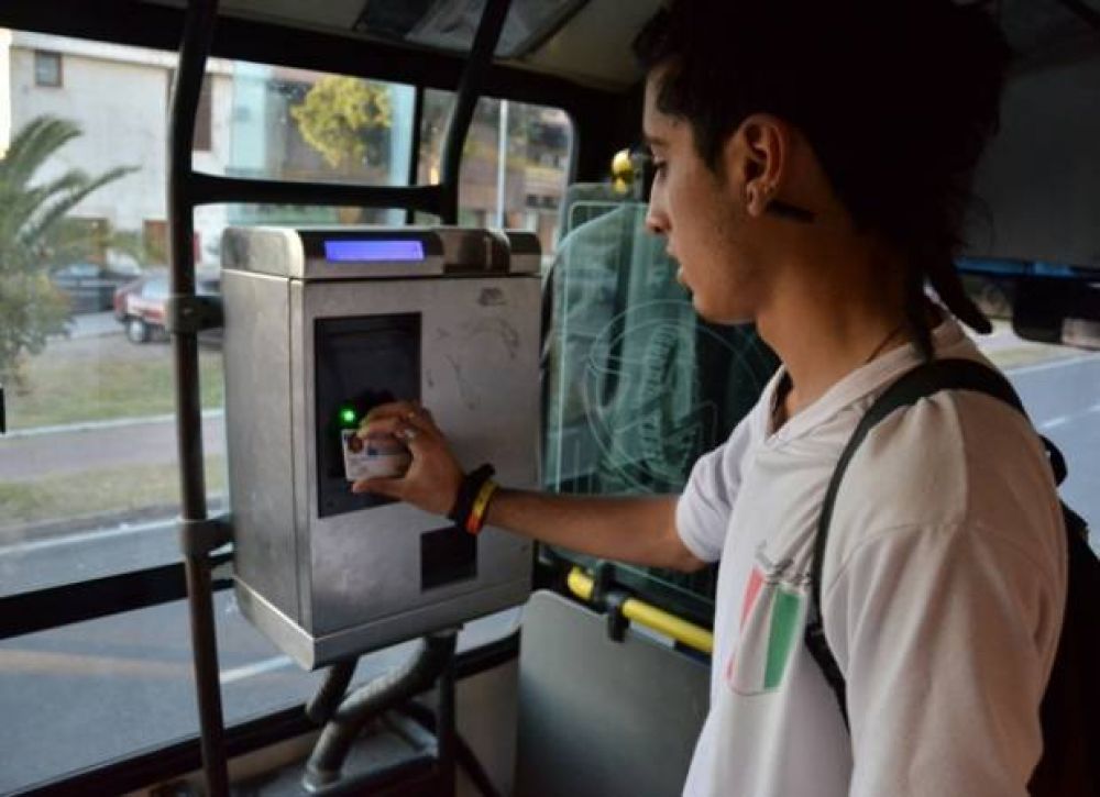 Transpuntano: desde ma�ana viajar en colectivo ser� m�s caro