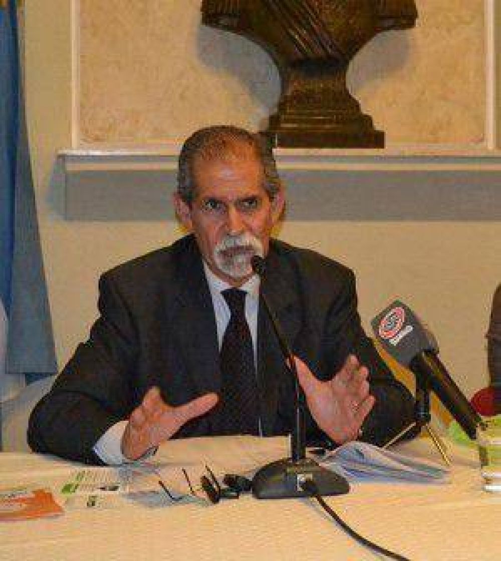 Labran acta de infracci�n al centro de est�tica de Lombardi