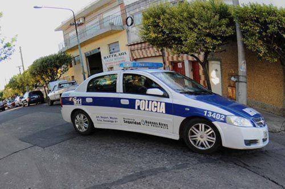 M�dico fue acuchillado por su novia al encontrarlo con otra