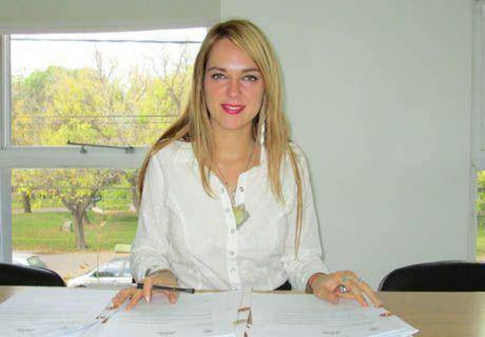Piden informe al CPE por sanci�n a directora de escuela de Roca