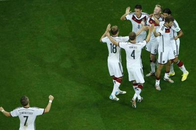 Mundial Brasil 2014: Alemania sufri� ante Argelia, pero le gan� en el suplementario y enfrentar� a Francia