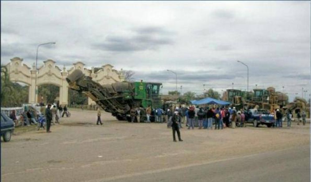 Un conflicto gremial paraliza la planta del ingenio Tabacal