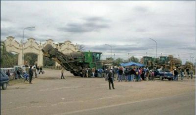 Un conflicto gremial paraliza la planta del ingenio Tabacal