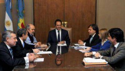 Polic�a Local: Scioli firm� el decreto