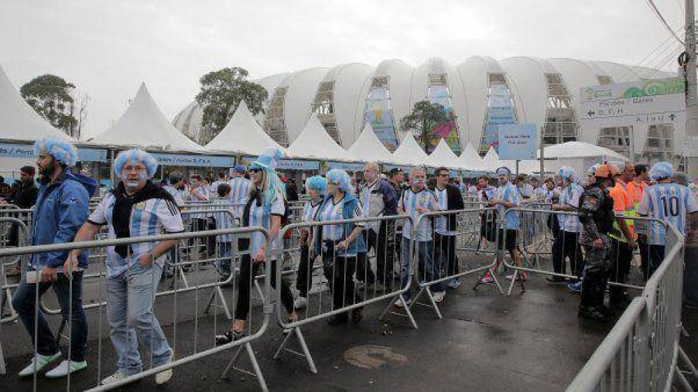 La reventa de entradas para el partido de la Selecci�n cuestan 100% m�s que las oficiales